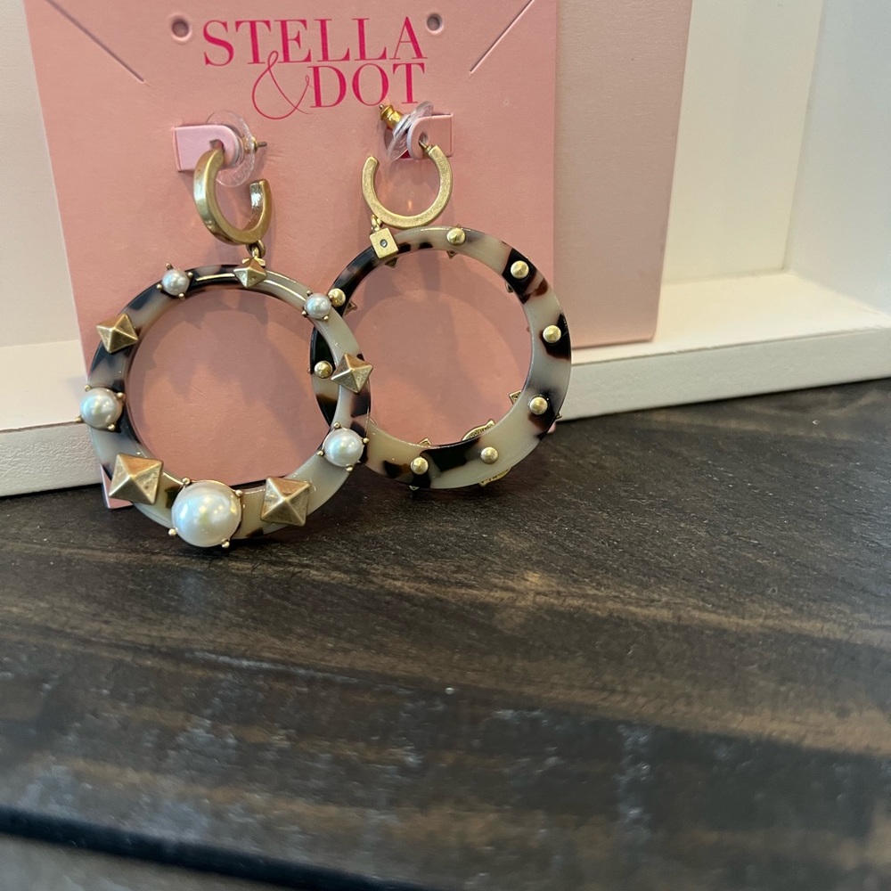 Game changer Statement Earrings